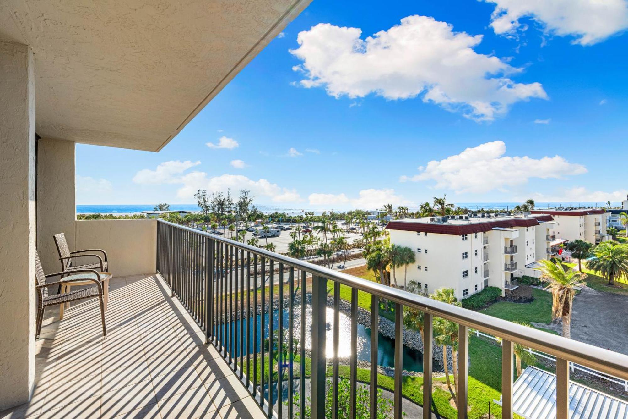 Our House At The Beach - West Tower Apartment Siesta Key Exterior photo